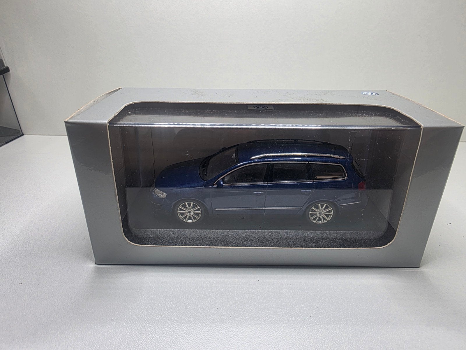 volkswagen passat station, Ophalen of Verzenden, Zo goed als nieuw, Auto, MiniChamps