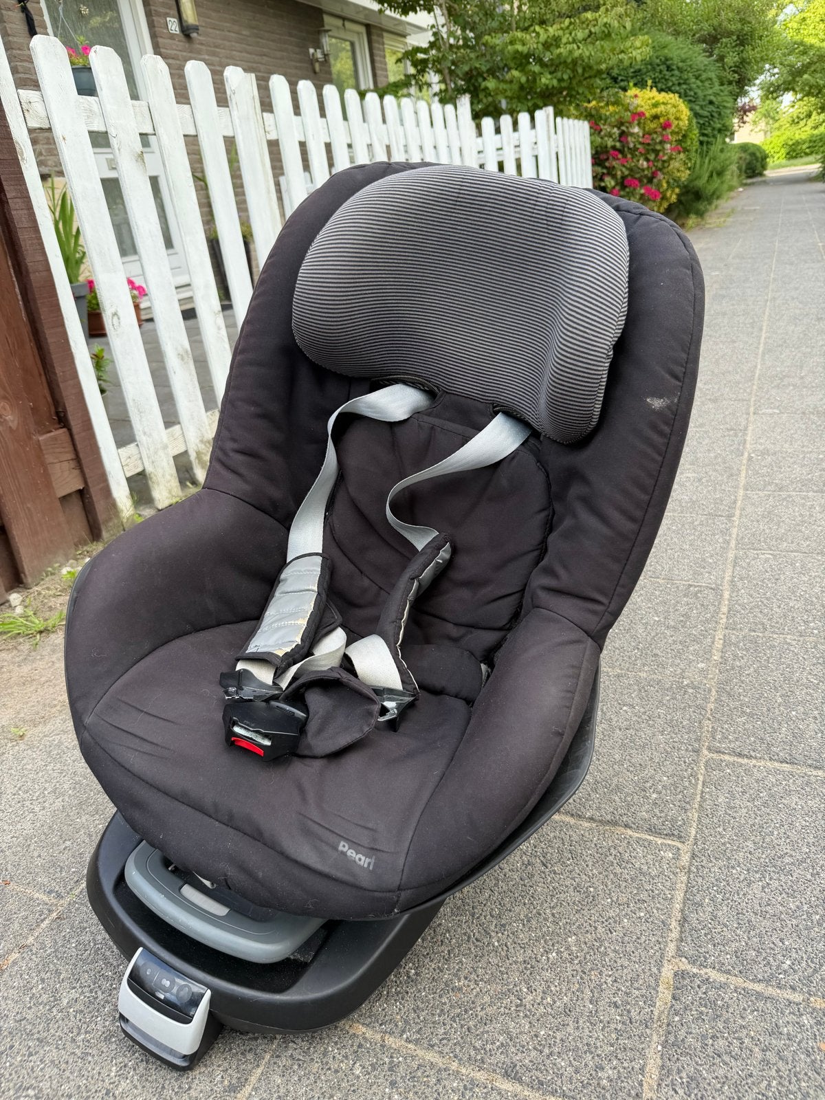 Maxi-Cosi Pearl autostoel met FamilyFix base, Kinderen en Baby's, Ophalen, Gebruikt, Verstelbare rugleuning, 9 t/m 18 kg