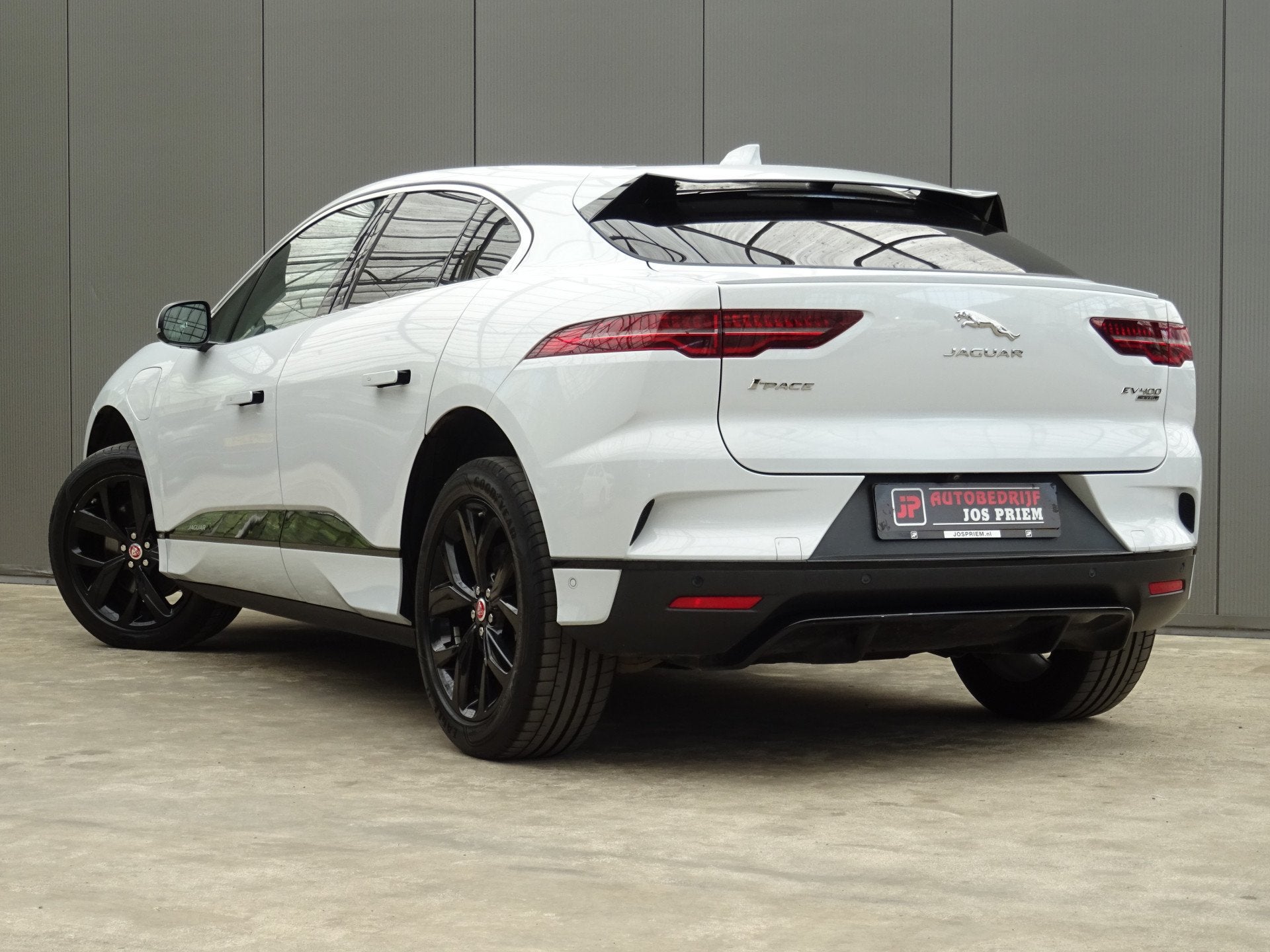 Jaguar I-PACE EV400 Business Edition SE 90 kWh * LEER * PANO, Auto's, Jaguar, Automaat, Gebruikt, Zwart, I-PACE