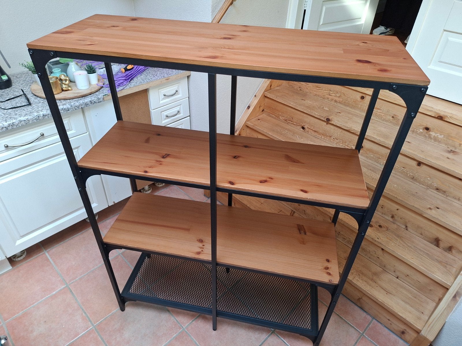IKEA Fjällbo stellingkast met 4 planken, Ophalen, Zo goed als nieuw