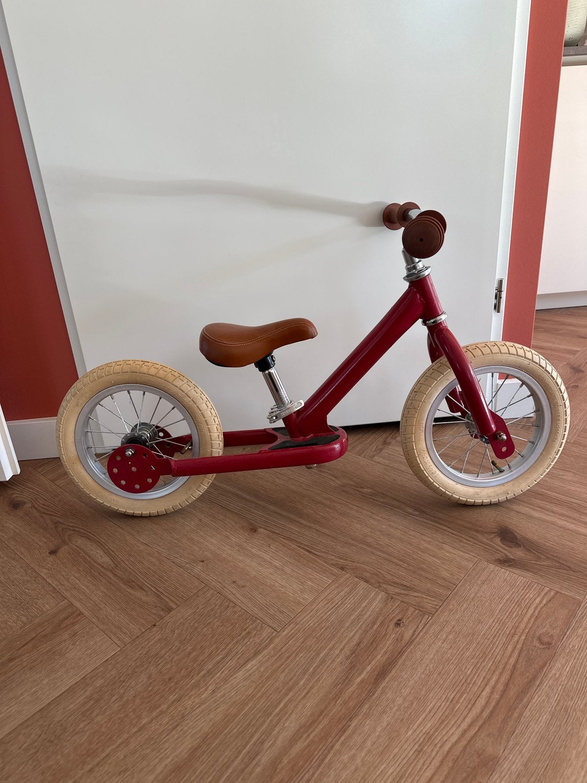 Trybike tweewieler loopfiets rood, Ophalen, Gebruikt, Minder dan 16 inch