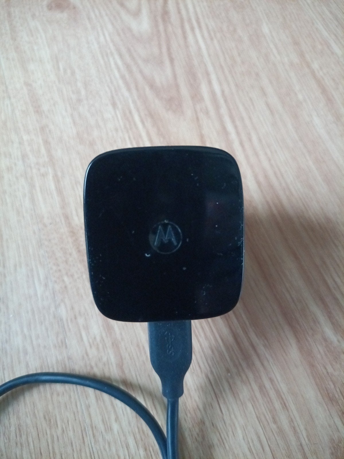 Motorola USB-A Oplader - Gebruikt, Gebruikt, Adapter, Ophalen of Verzenden, USB-A