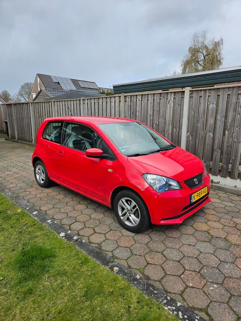 Seat Mii 1.0 55KW/75PK 5-D 2014 Rood, Auto's, Seat, Particulier, Mii, Airbags, Airconditioning, Bluetooth, Elektrische ramen, Stoelverwarming