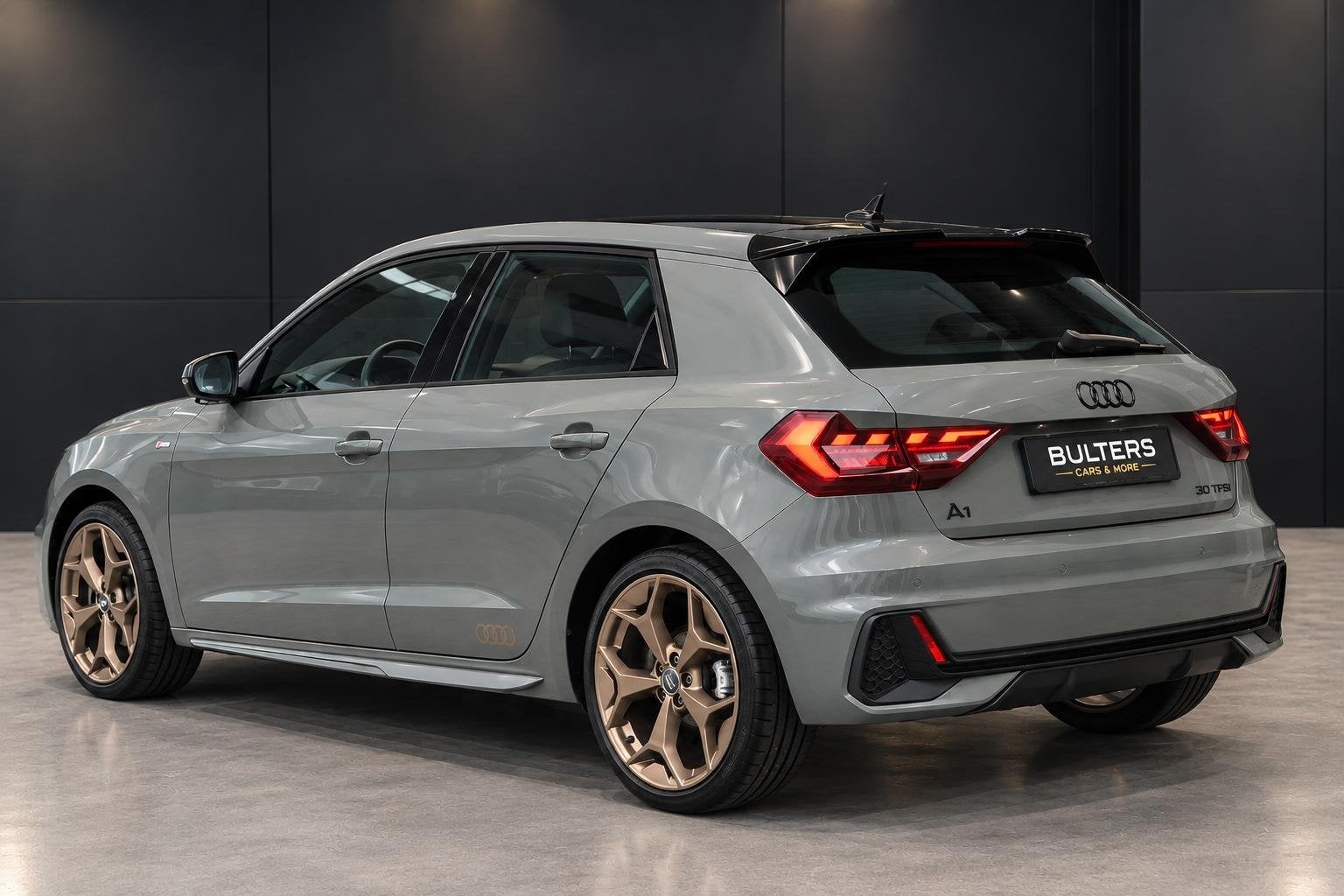 Audi A1 Sportback 30 TFSI S Line LED/Carplay/18'' inch/Autom, Auto's, Dealer onderhouden, Bedrijf, 1100 kg, Geheel digitaal combi-instrument