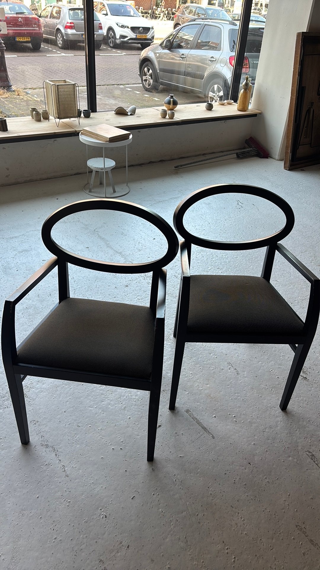 4 andreu world stoelen design, Ophalen, Zo goed als nieuw, Zwart, Stof
