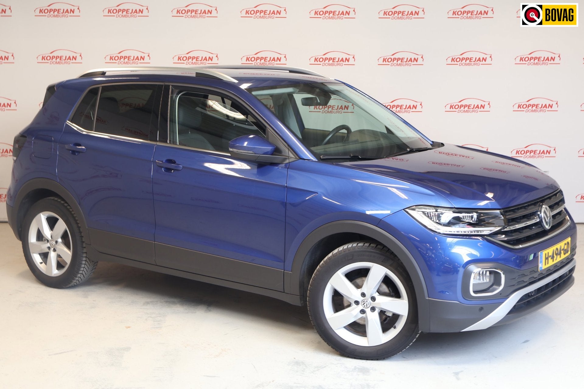 Volkswagen T-Cross 1.0 TSI Style NL auto, ACC, Trekhaak, App, Gebruikt, Blauw, 116 pk, 1175 kg