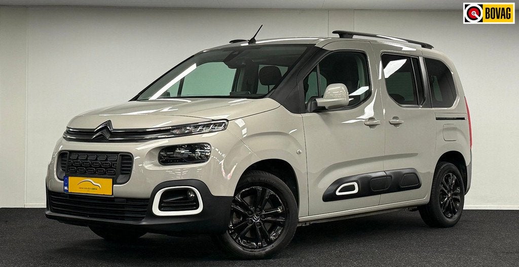 Citroen BERLINGO 1.2 PureTech Feel*Automaat*DealerOh*NaviCar, Auto's, 1199 cc, Beige, 3 cilinders, Geïmporteerd