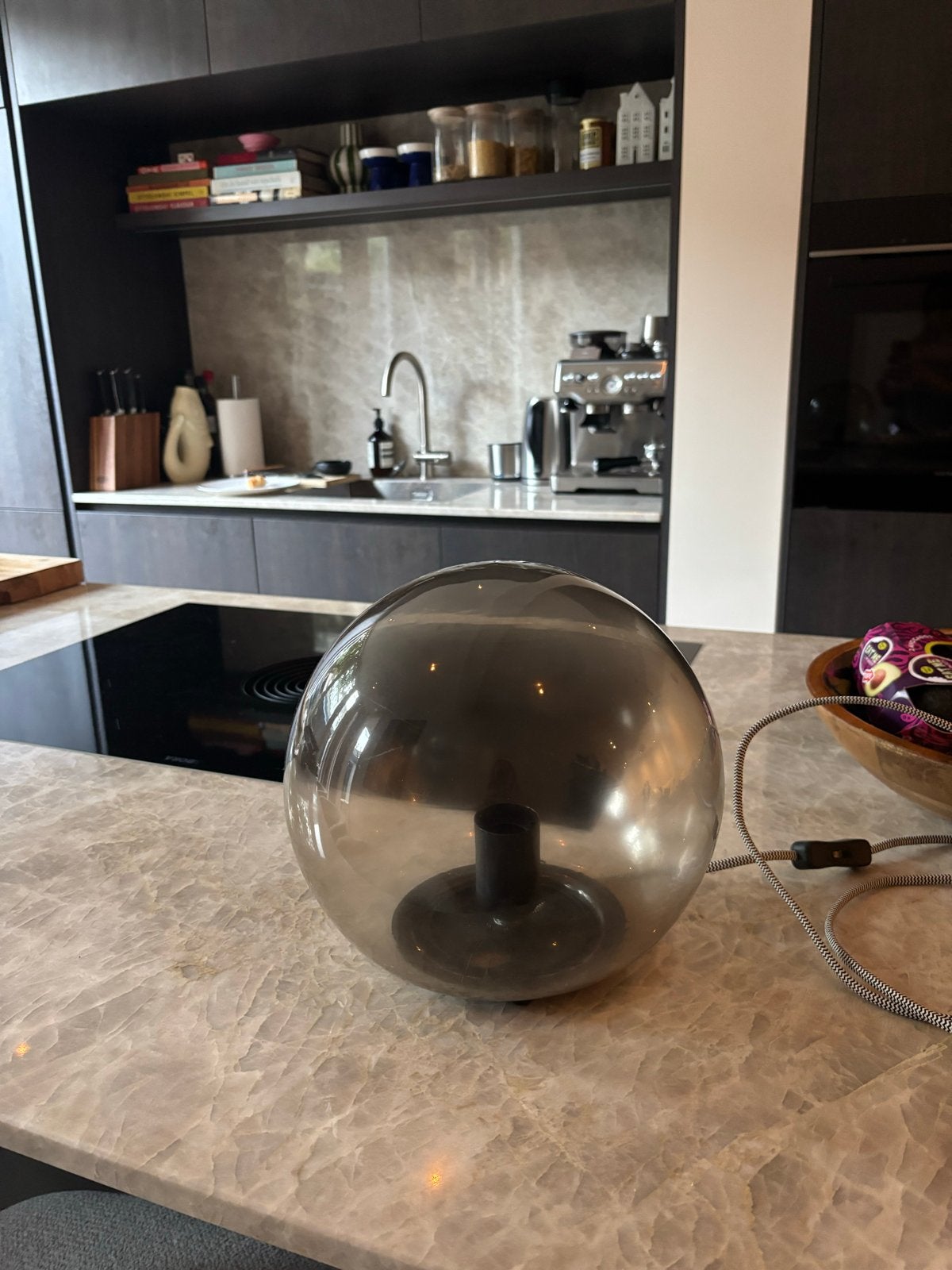 IKEA FADO tafellamp van rookglas, Ophalen, Grijs, IKEA, Met stekker