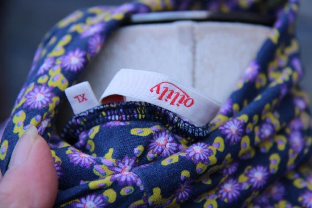 Top donkerblauw/ paar Oilily mt Xl col. Vaste prijs, Kleding | Dames, Oilily, Blauw, Maat 46/48 (XL) of groter, Ophalen of Verzenden