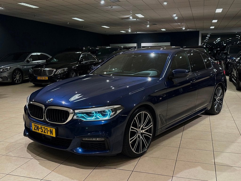 BMW 5-serie 530i M-SPORT|ORIG-NL|BTW|ACC|HUD|SOFTCLOSE|VOLL, Automaat, 1998 cc, Achterwielaandrijving, 4 cilinders