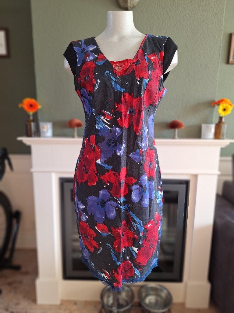 LolaLiza Lola Liza blauw rood jurk 42, Kleding | Dames, Maat 42/44 (L), Knielengte, Gedragen, Lola Liza