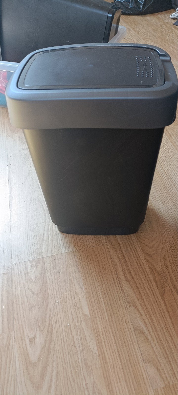 Rotho Twist Afvalbak (10 liter), Huis en Inrichting, 40 liter of meer, Ophalen, Kunststof