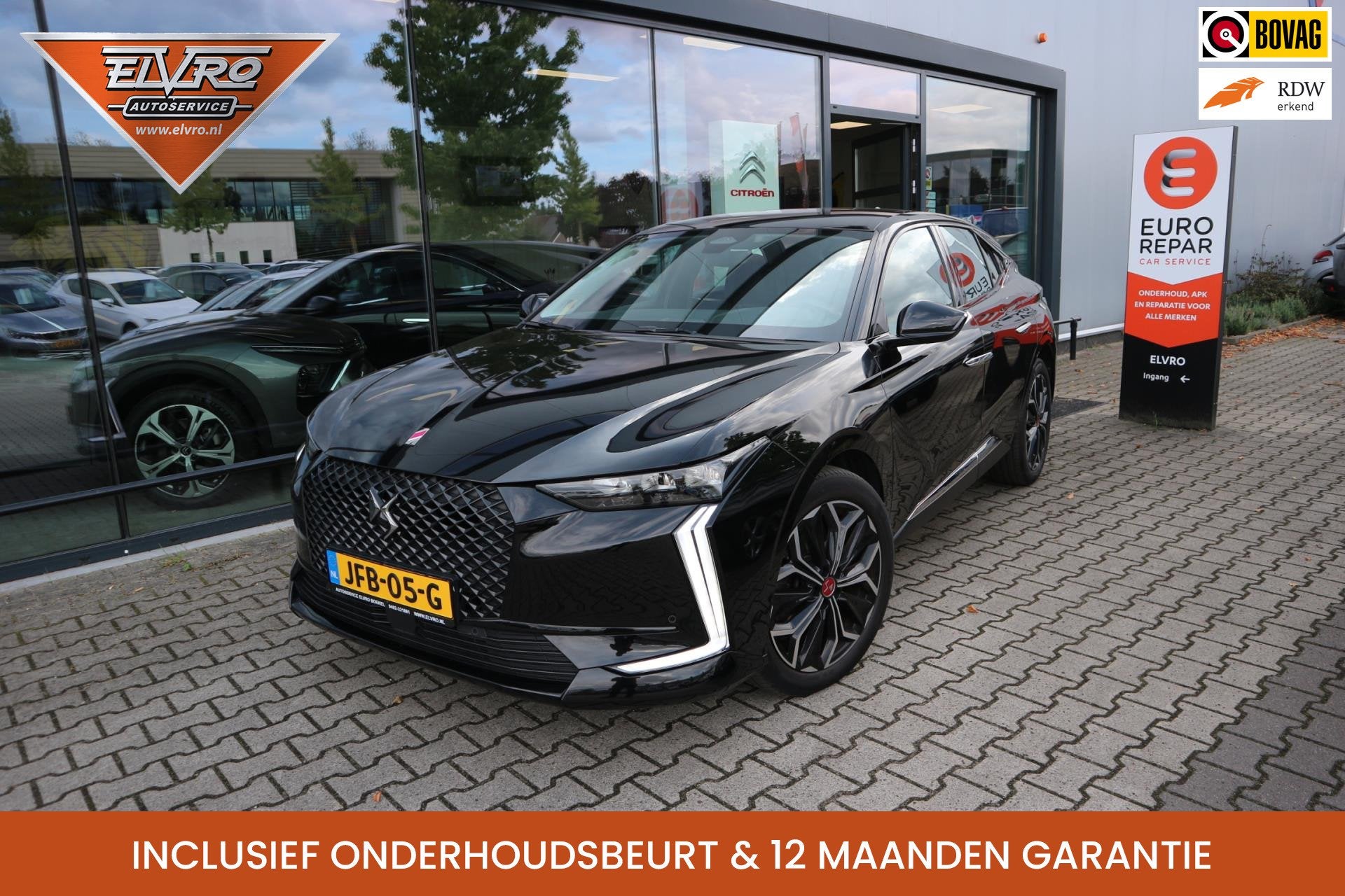 DS 4 1.2 PureTech Performance Line AUTOMAAT NAVI CAMERA 19IN, Auto's, DS, Gebruikt, 1199 cc, Zwart, Bedrijf