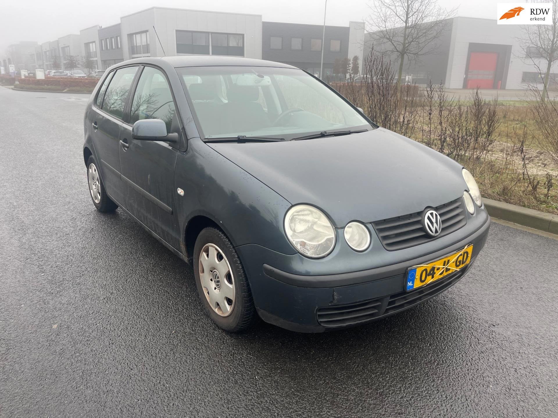 Volkswagen Polo 1.4-16V Comfortline, Auto's, Voorwielaandrijving, Stof, 4 cilinders, Blauw