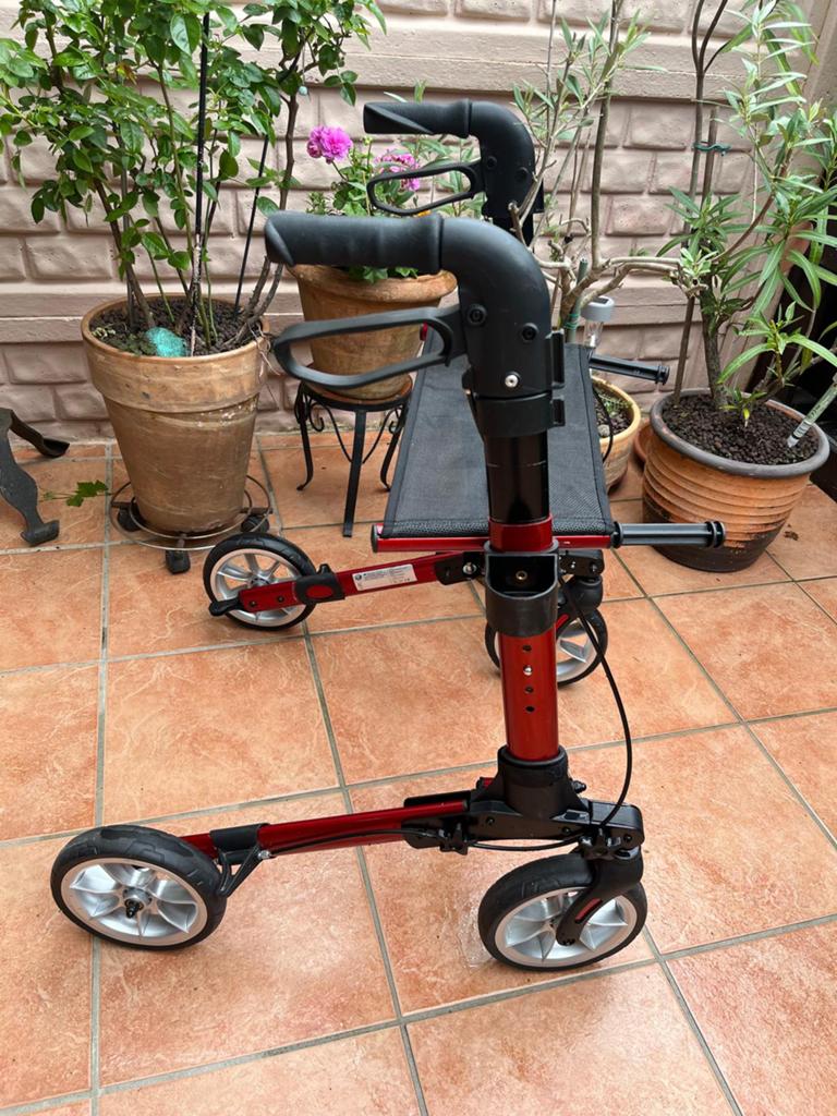 Opvouwbaar Aluminium Rollator, Ophalen of Verzenden, Zo goed als nieuw
