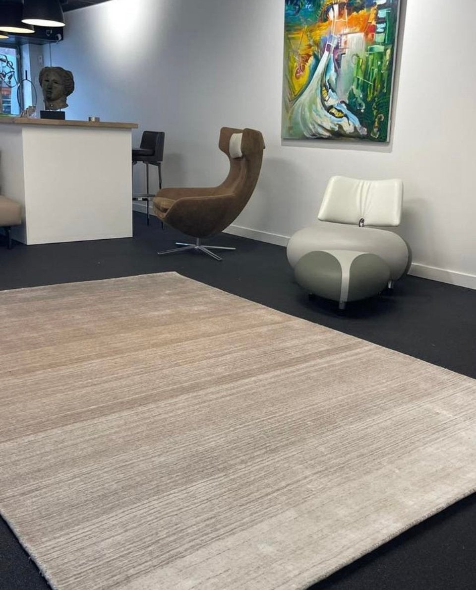 Leolux tapijt Milan Beige 200 x 300 NIEUW, Ophalen, Beige, Nieuw, 200 cm of meer