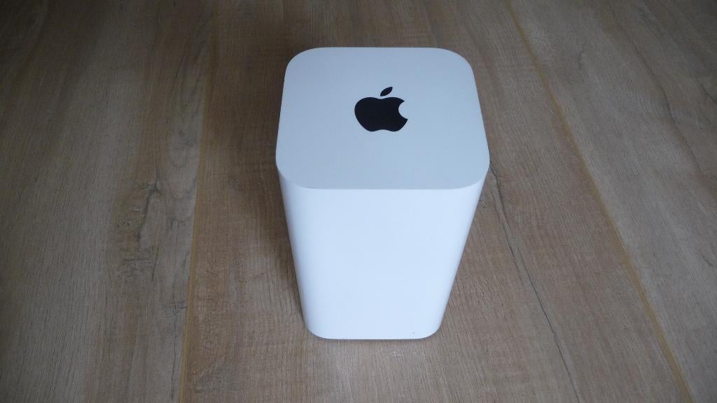 Apple Airport Time Capsule 2TB, Ophalen of Verzenden, Zo goed als nieuw, Router, Apple