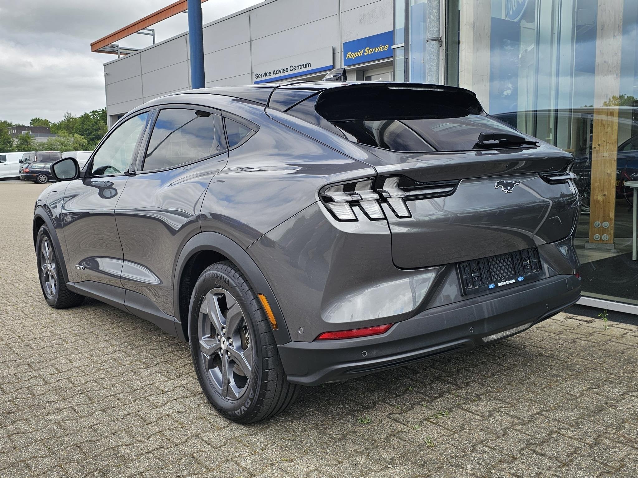 Ford Mustang Mach-E Extended RWD 98 kWh | Panoramadak | Bang, Auto's, Automaat, Gebruikt, Zwart, 610 km