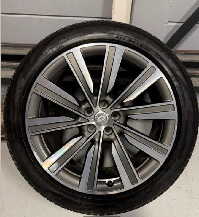 RangeRover style 1073 22” met winter of all-season band, Ophalen, Gebruikt, 275 mm, Banden en Velgen