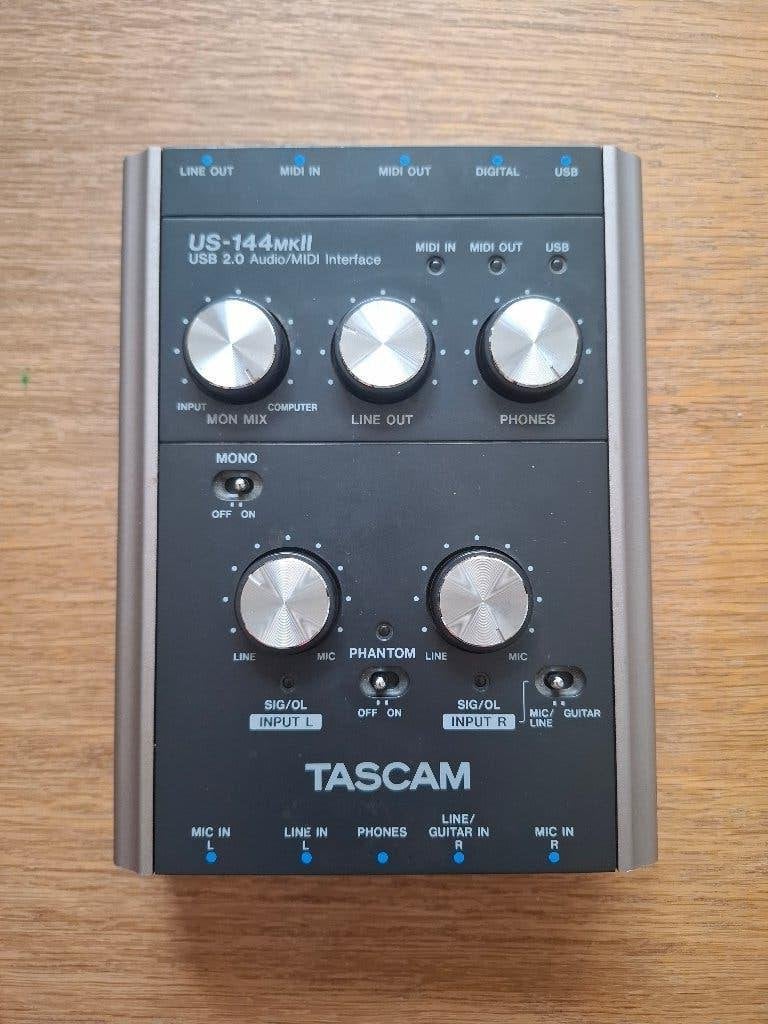 Tascam US-144mkII USB Audio/MIDI Interface (Incl. USB-kabel), Muziek en Instrumenten, Ophalen of Verzenden, Gebruikt, Minder dan 5 kanalen
