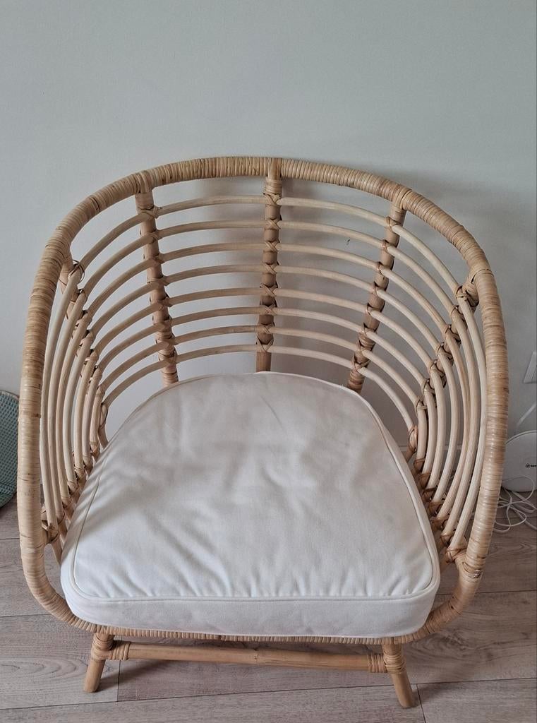 Buskbo ikea rotan stoel, Ophalen