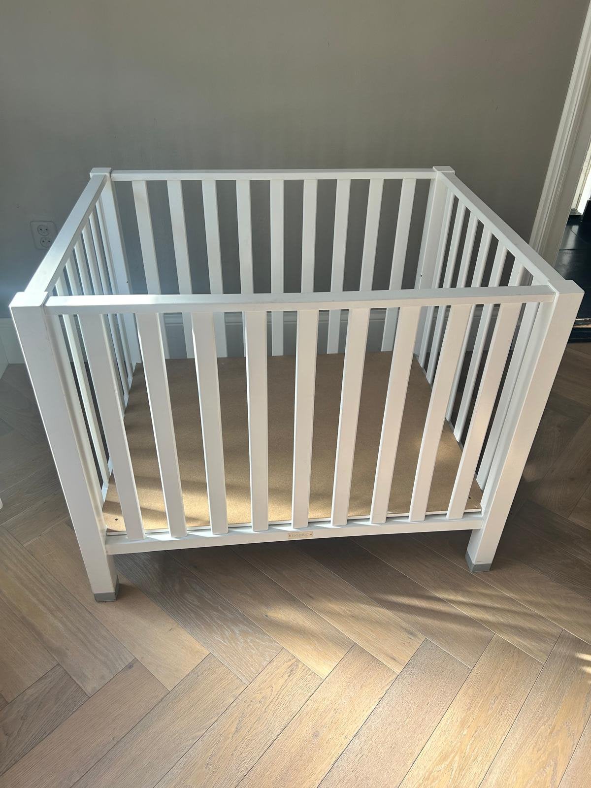 Bopita babybox met boxkleed, Ophalen, Zo goed als nieuw