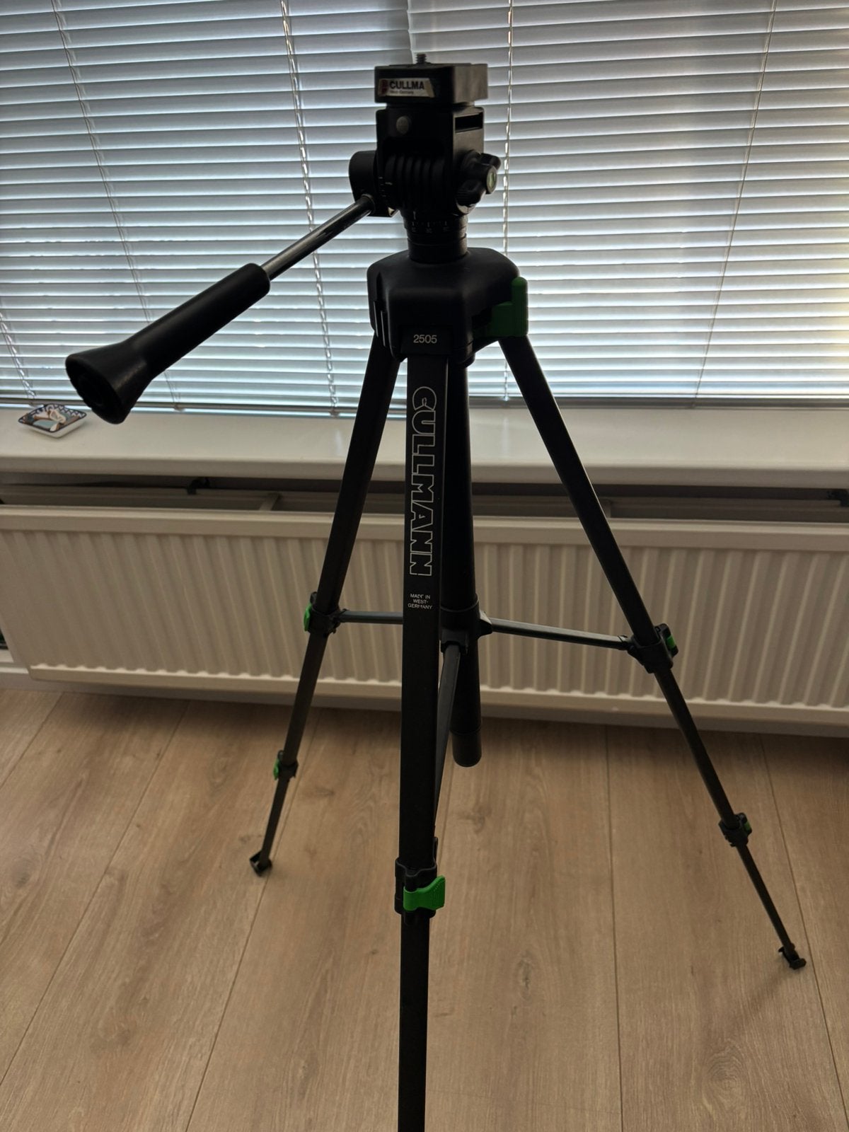 Cullmann statief 2505, Ophalen, Cullmann, Met balhoofd, Balhoofd