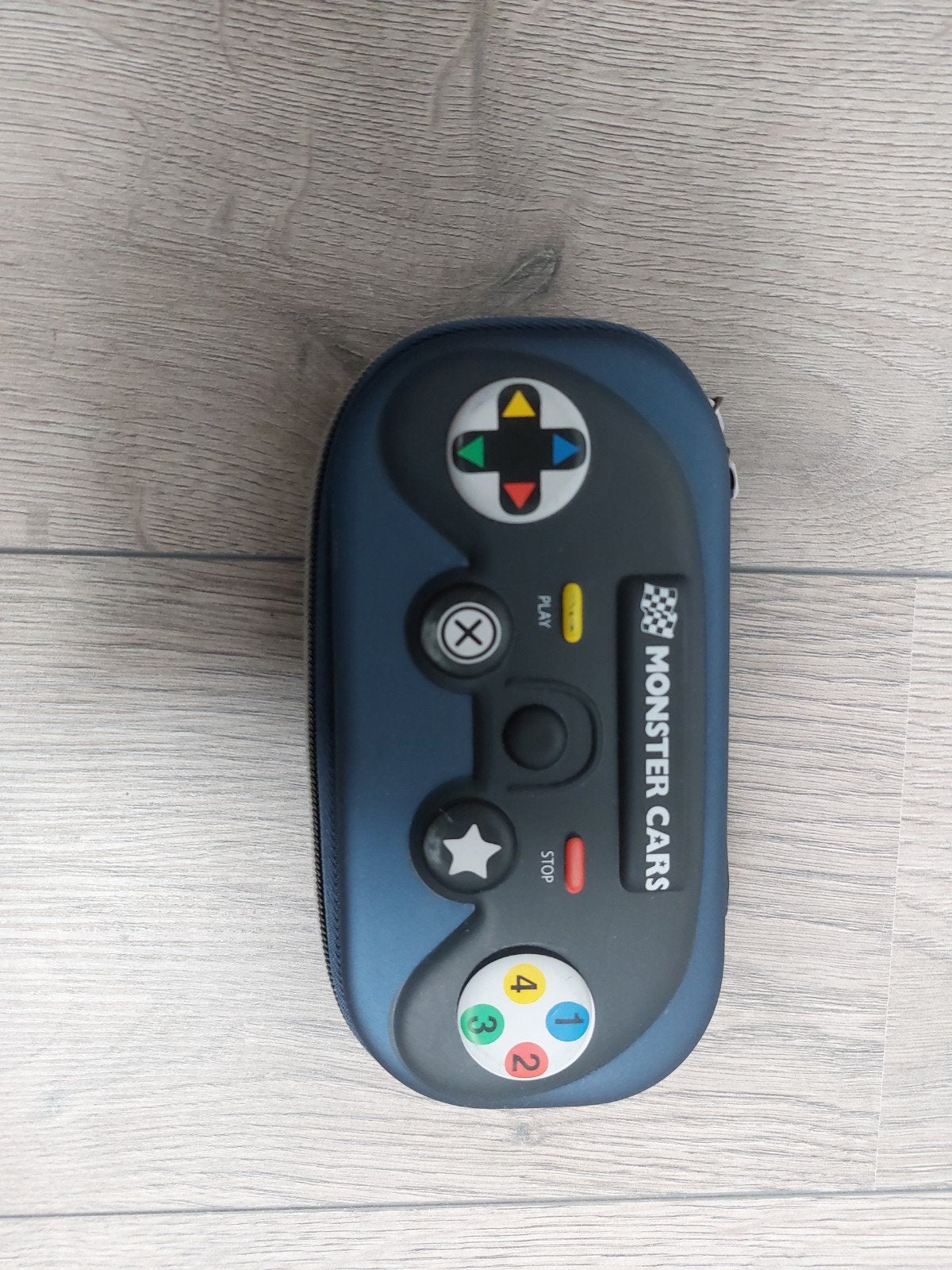 Monster Cars game etui, Ophalen of Verzenden, Gebruikt
