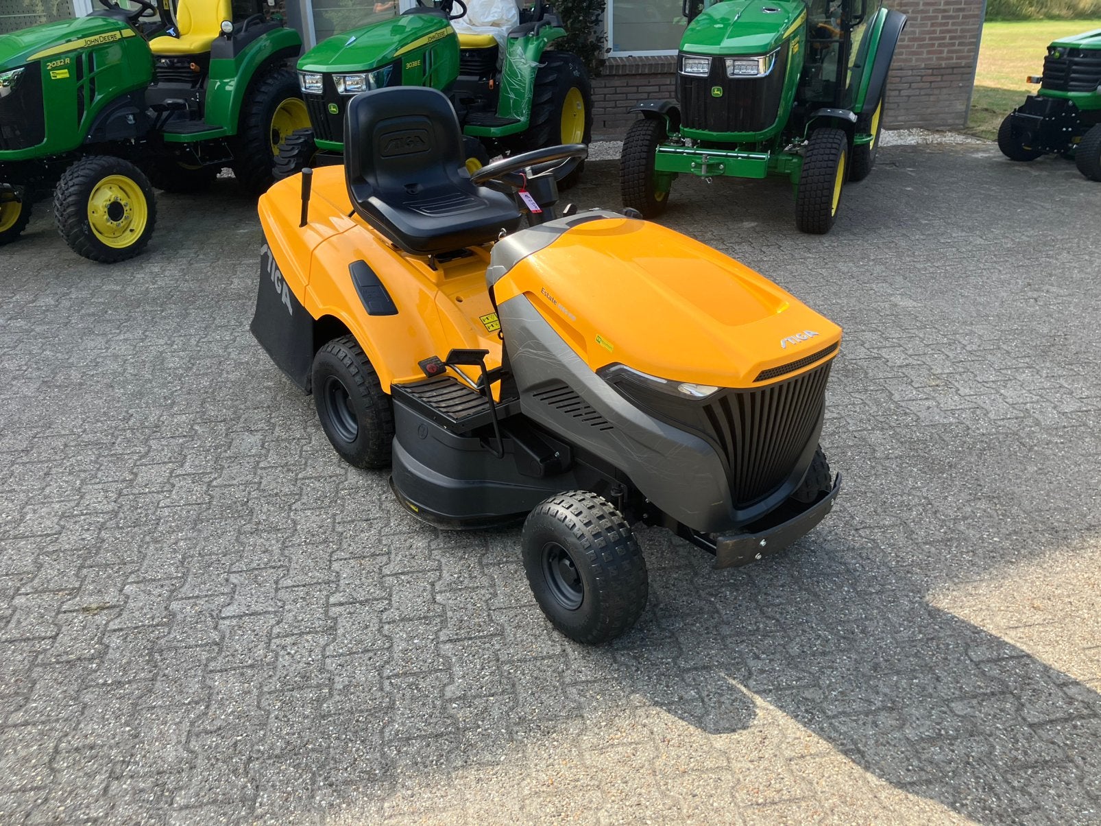 Nette Stiga Estate 5092HW 2 cilinder , Hydrostaat, Tuin en Terras, Zitmaaiers, Ophalen, Gebruikt, Opvangzak, 90 tot 120 cm