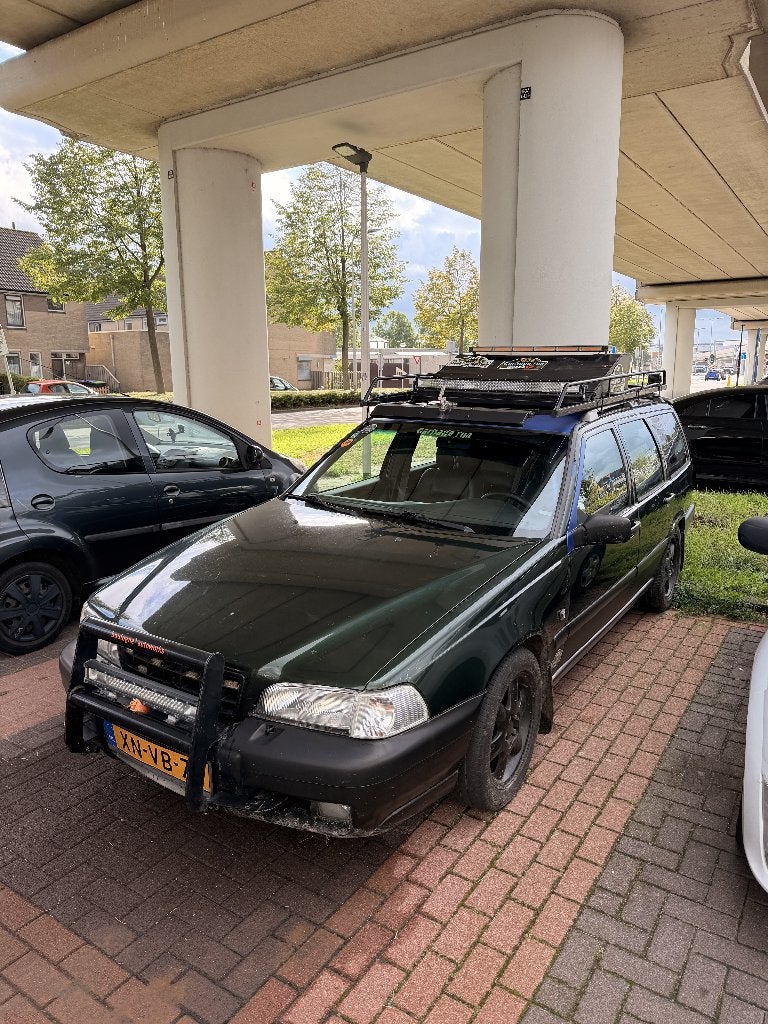 Volvo V70 2.5 XC 4WD AUT 1999 Groen (Carbage Run), Automaat, Zwart, Stationwagon, 2435 cc