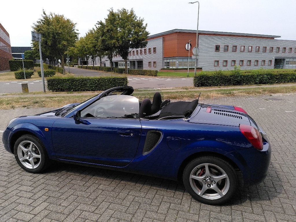 Toyota MR2 cabrio (2000) Hardtop/Cabriodak (2023)/Nwe banden, Auto's, Toyota, 4 cilinders, Cabriolet, 14 km/l, Handgeschakeld