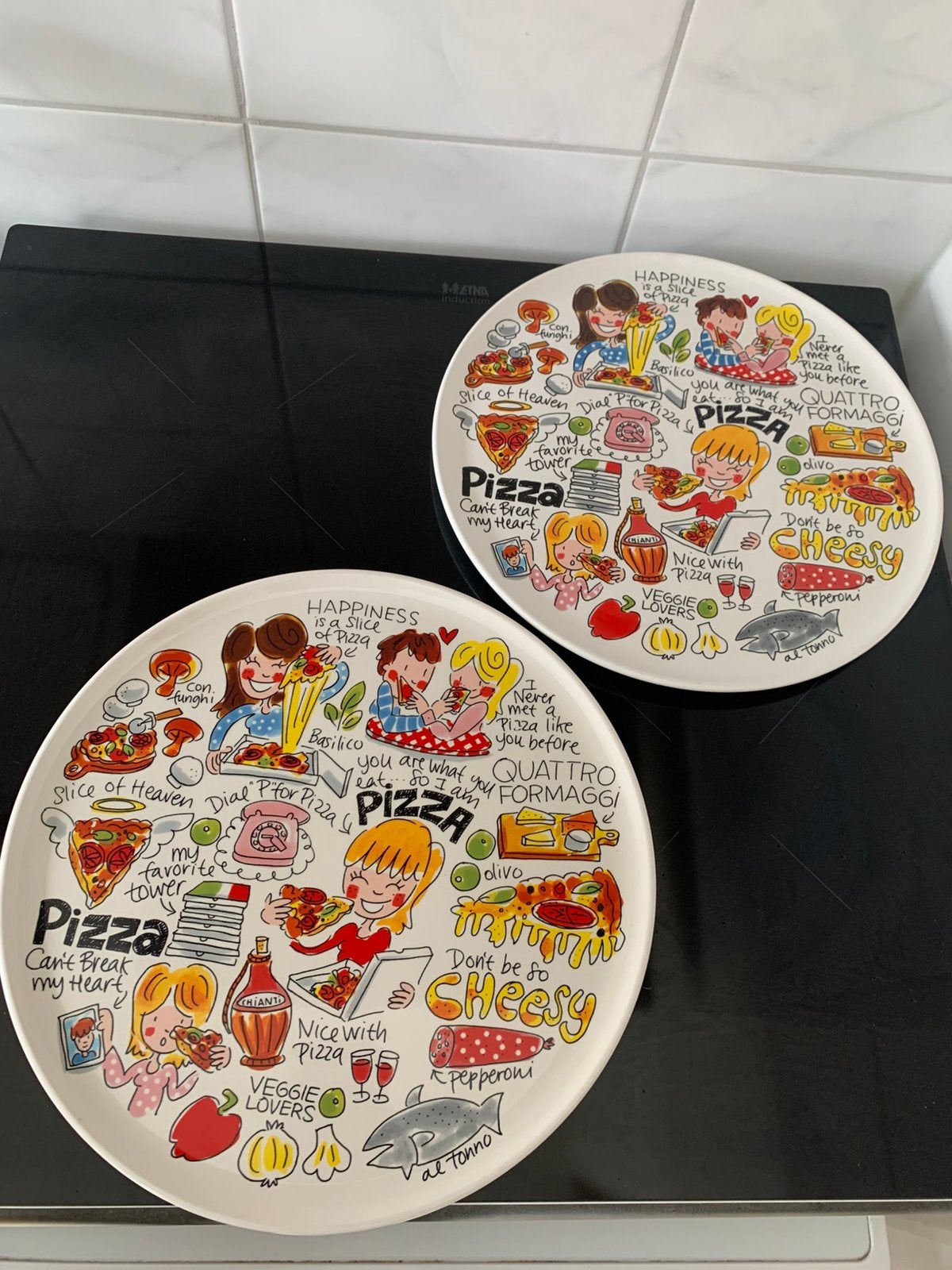 Blond amsterdam pizza borden .. per stuk  20,00, Ophalen, Zo goed als nieuw, Aardewerk, Bord(en)
