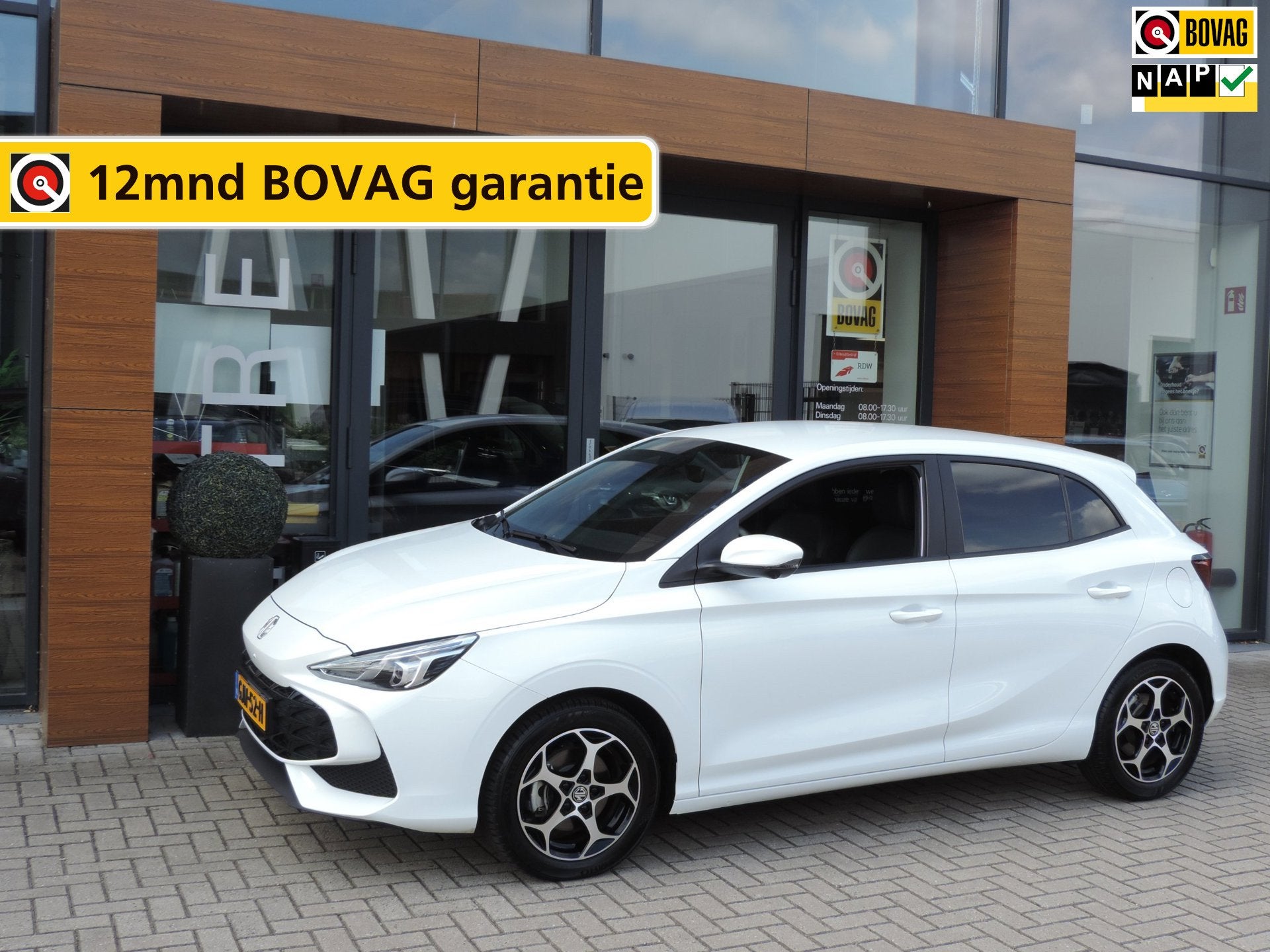 MG MG3 Hybrid+ 1.5 Hybrid+ Luxury AUTOMAAT 25.000km | NLauto, 12 maanden, 4 cilinders, 1283 kg, Leder en Stof