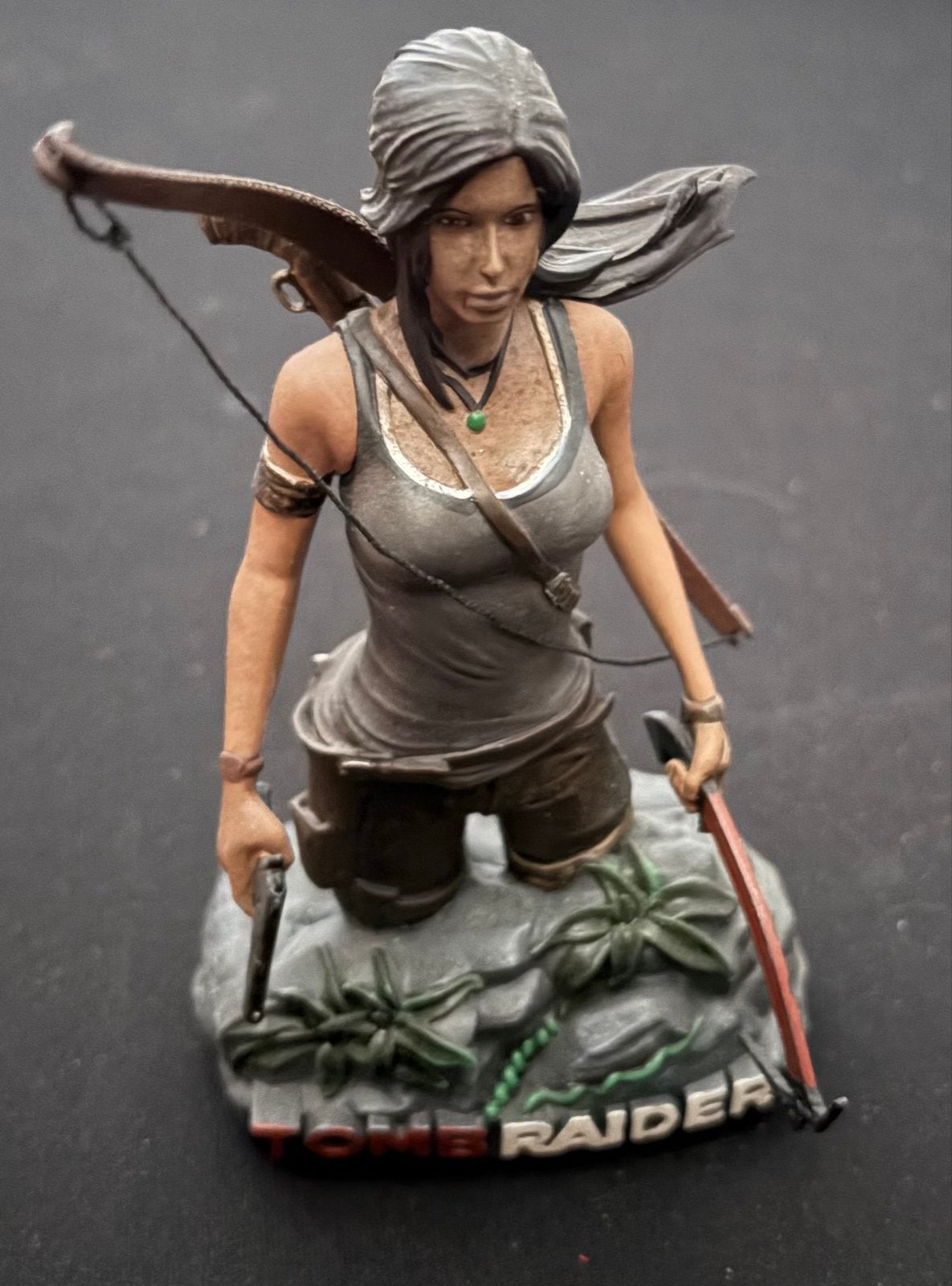 Tomb Raider Lara Croft - mini statue., Verzamelen, Ophalen of Verzenden, Zo goed als nieuw