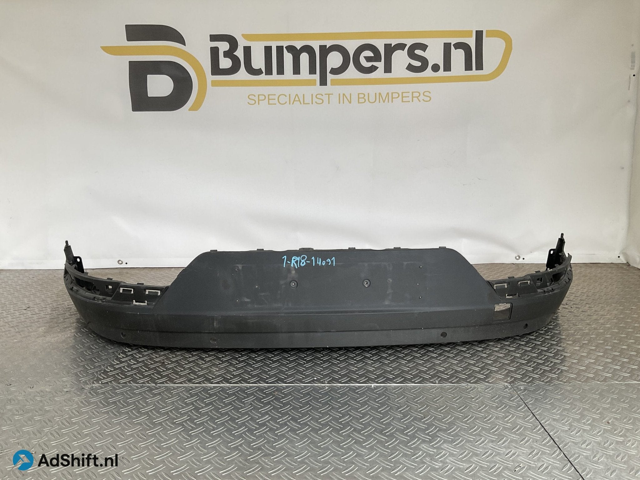 Bumper Volvo Polestar 2 Vilnius 31663981 Achterbumper R8-140, Bumper