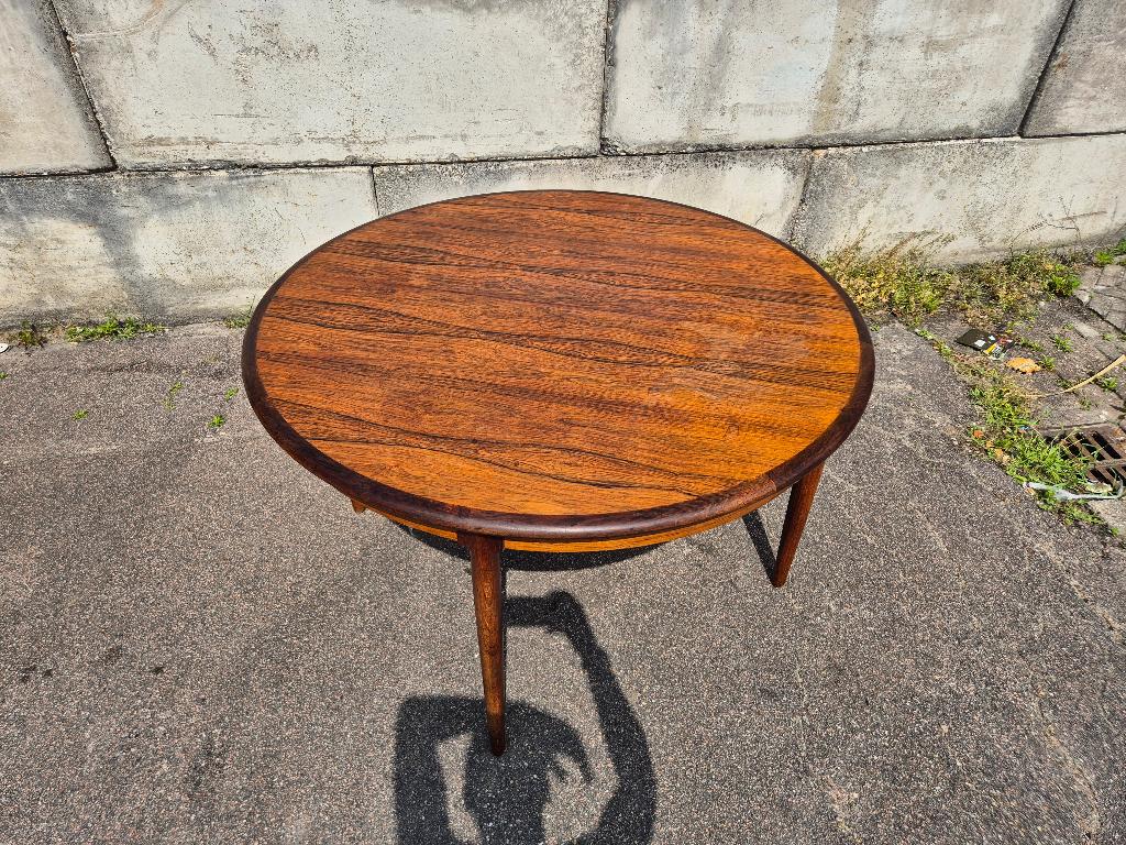 Niels otto moller eettafel, Ophalen, Zo goed als nieuw, Hout
