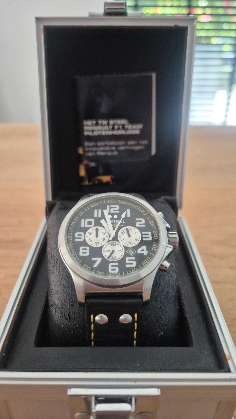TW Steel Renault F1 Team Pilotenhorloge, Overige merken, Leer, Polshorloge, Ophalen of Verzenden