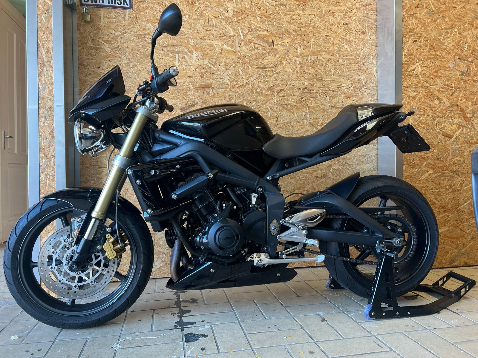 Triumph Street Triple 675 - Originele opties, Motoren, 675 cc, Sportuitlaat, Motorrijbewijs A, Gebruikt
