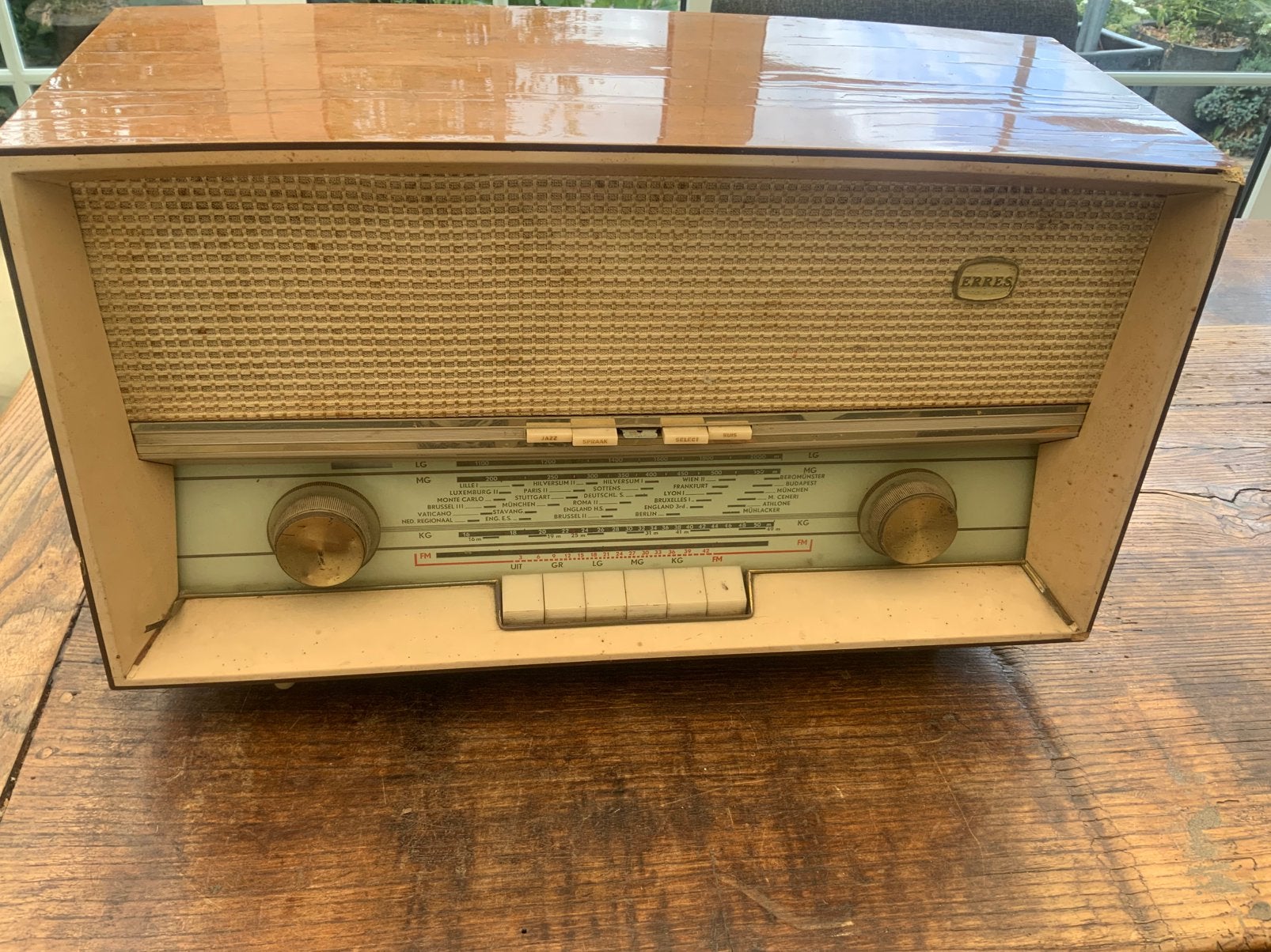 Vintage Erres radio, Ophalen, Zo goed als nieuw