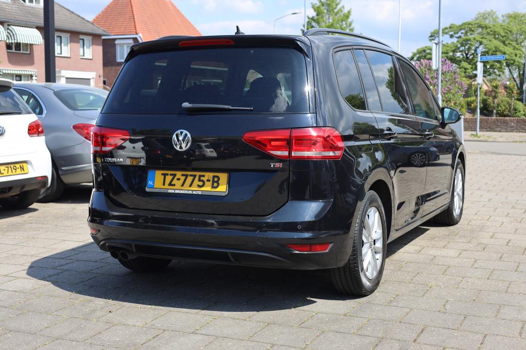 Volkswagen Touran 1.4 TSI AUTOMAAT | 7-PERS | TREKHAAK, Stof, Gebruikt, Euro 6, 4 cilinders