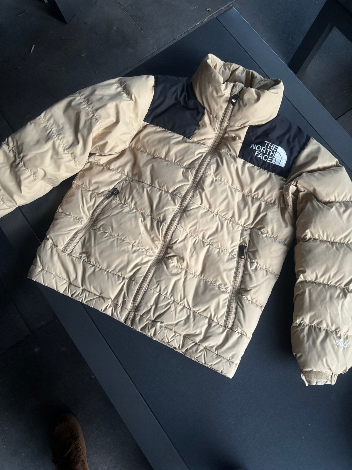 The North Face Puffer Jas - Beige/Zwart - Maat M (10), Ophalen of Verzenden, Gebruikt, Jongen of Meisje