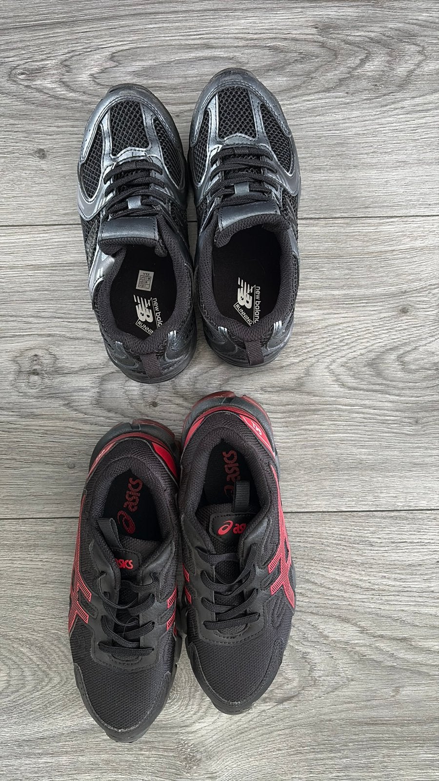 2 paren sportschoenen, Ophalen, Zo goed als nieuw, Jongen, Sportschoenen