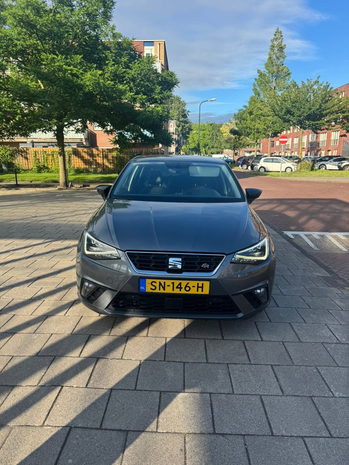 Seat Ibiza 1.0 TSI 115pk Dsg-7 2018 Grijs, Auto-onderdelen, Carrosserie en Plaatwerk, Bumper, Seat, Links, Ophalen of Verzenden