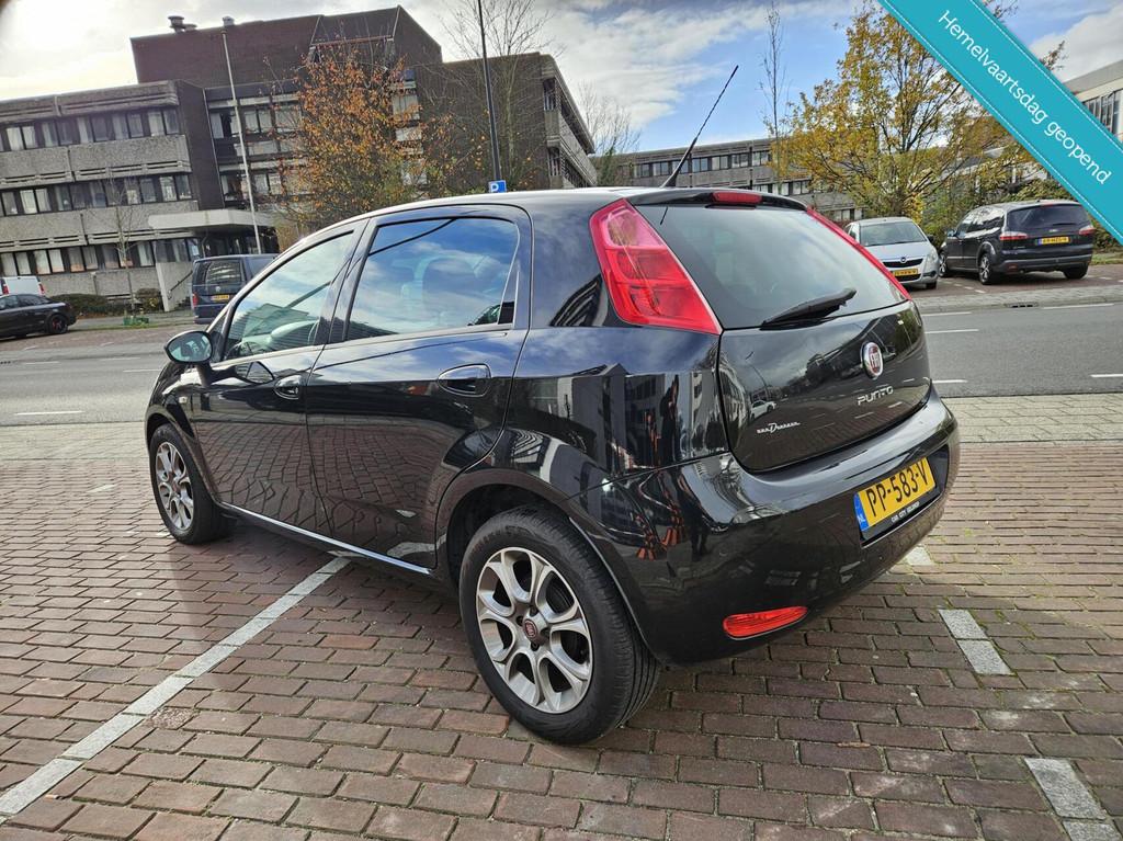 Fiat Punto Evo 0.9 Navi PDV Cruise Climate, Auto's, Voorwielaandrijving, Gebruikt, Euro 6, Origineel Nederlands