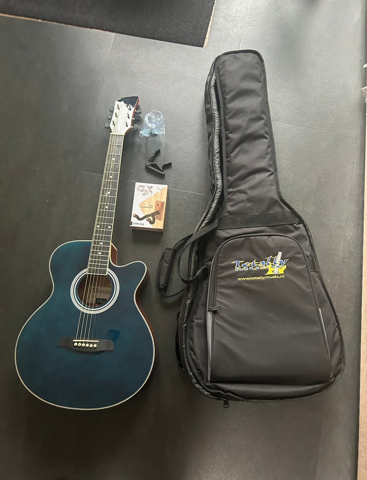 Brunswick BTK50 Semi-Akoestische Gitaar met accesoires, Ophalen, Zo goed als nieuw, Western- of Steelstringgitaar, Met koffer