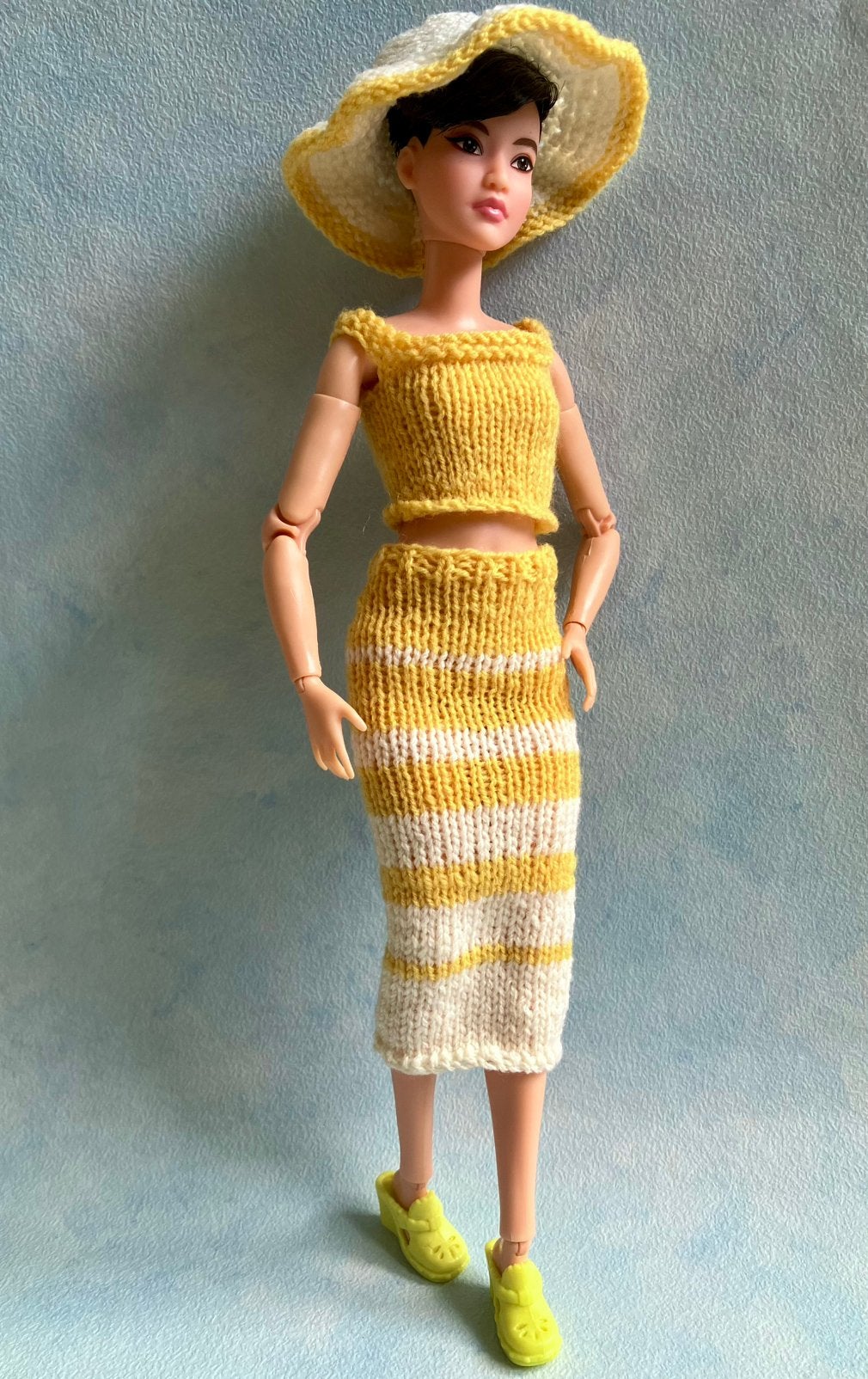 Barbie kleding, Ophalen of Verzenden, Zo goed als nieuw, Kleertjes