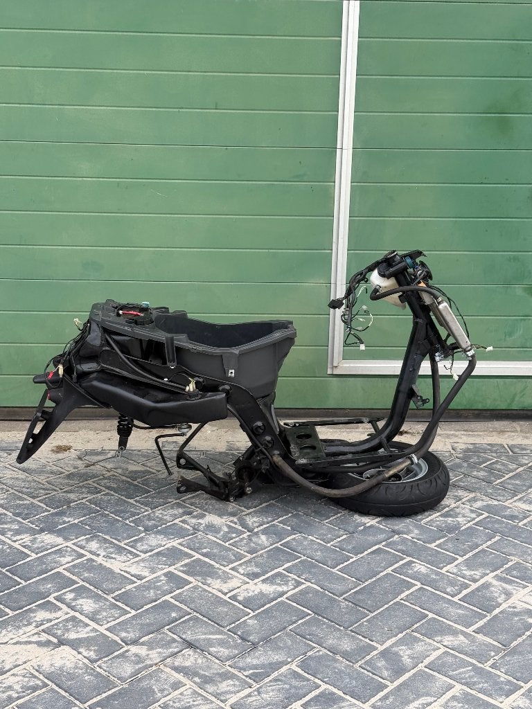 Zip A1 frame LC met swingarm, 100cc 4t op kenteken M25, Ophalen of Verzenden