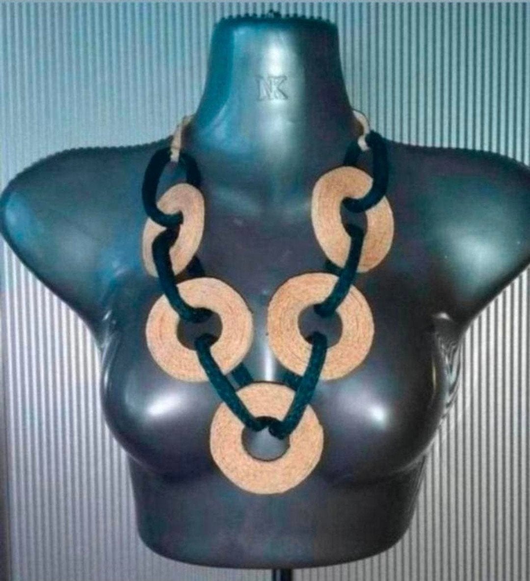 Manouk - ketting met grote ringen. 3=2 aktie, Met hanger, Overige materialen, Nieuw, Verzenden
