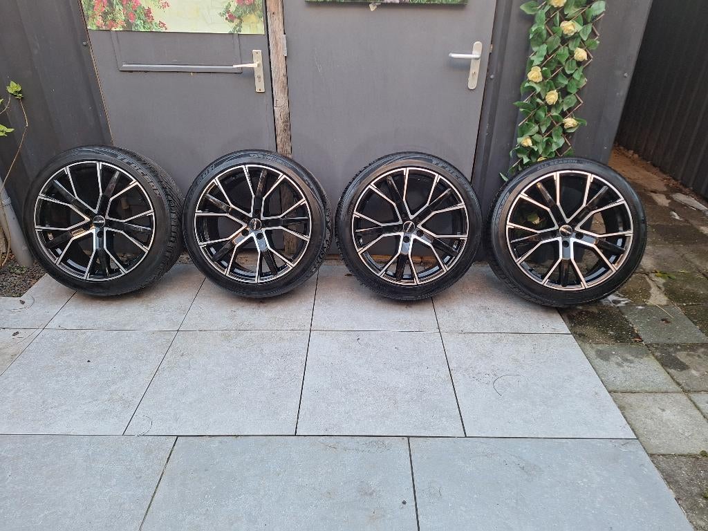 Velgen transporter t6.1 20", Auto-onderdelen, Banden en Velgen, Ophalen, 255 mm, Banden en Velgen, All Season