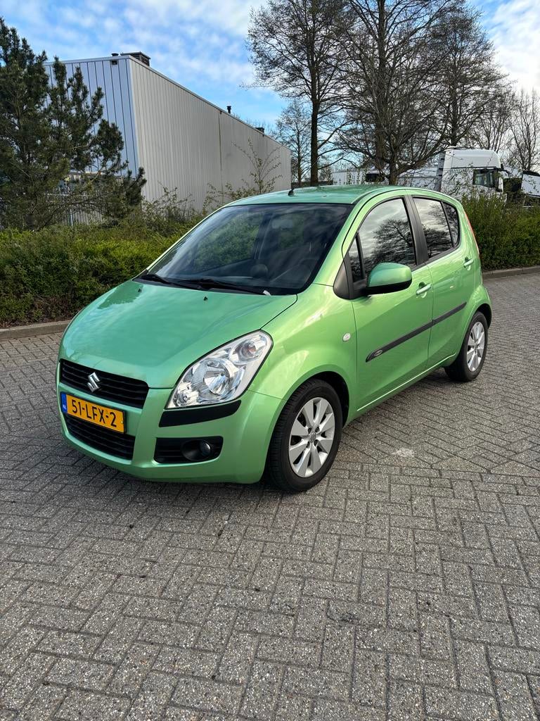 Suzuki Splash 1.2 AUT 2010 Groen, Auto's, Airbags, 40 €/maand, 4 cilinders, Origineel Nederlands